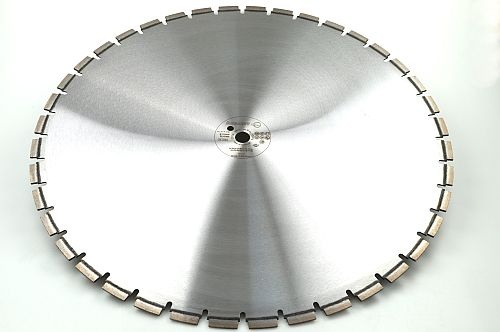 Diamantový řezný kotouč 700x4,0x25,4 BETON UNIVERSAL