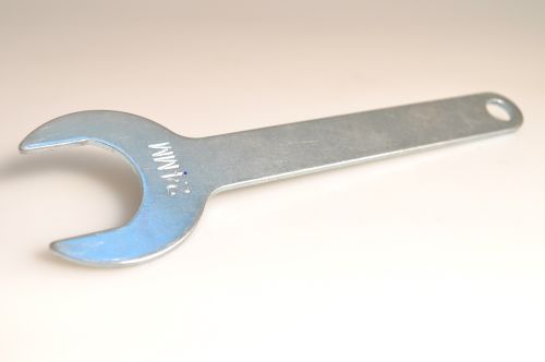 Klíč 24 mm plochý (A0022) k orbitálním bruskám 3M